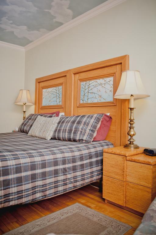 Maison Des Jardins B & B Монреаль Номер фото